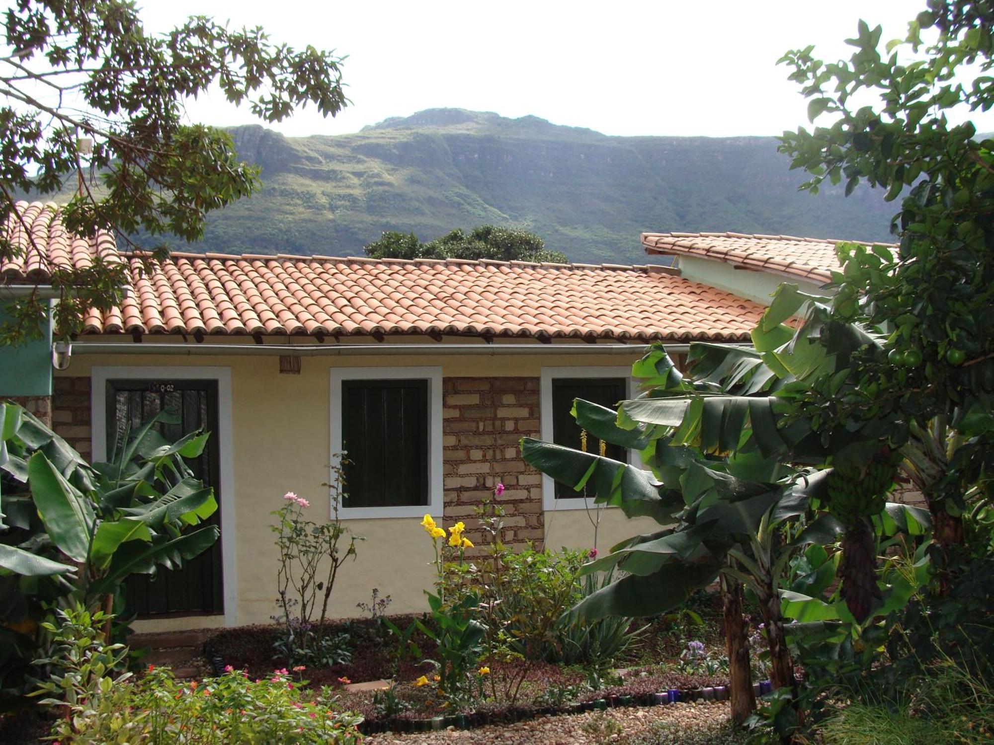 賓館 E Pe No Mato Vale do Capao